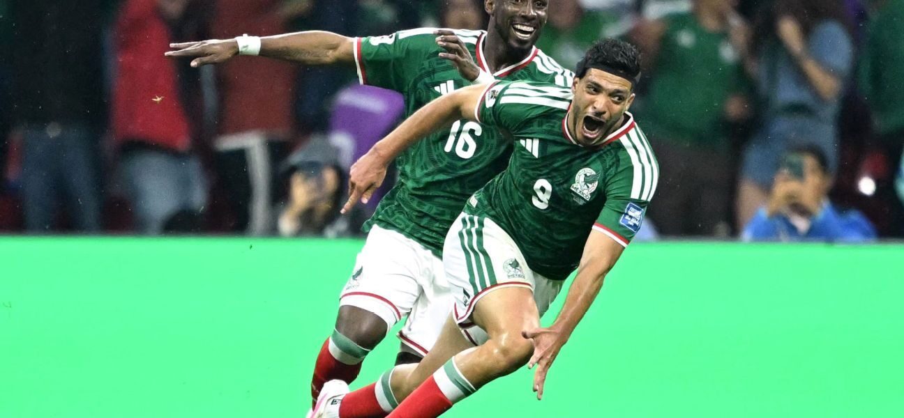 Mexico oust Ecuador, 1st WC KO win in 40 years