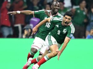 Mexico oust Ecuador, 1st WC KO win in 40 years