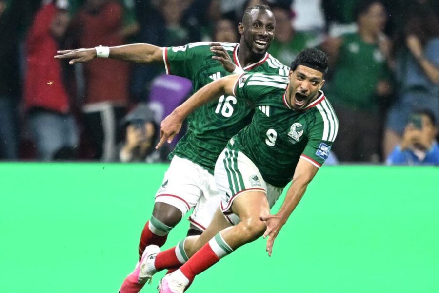Mexico oust Ecuador, 1st WC KO win in 40 years