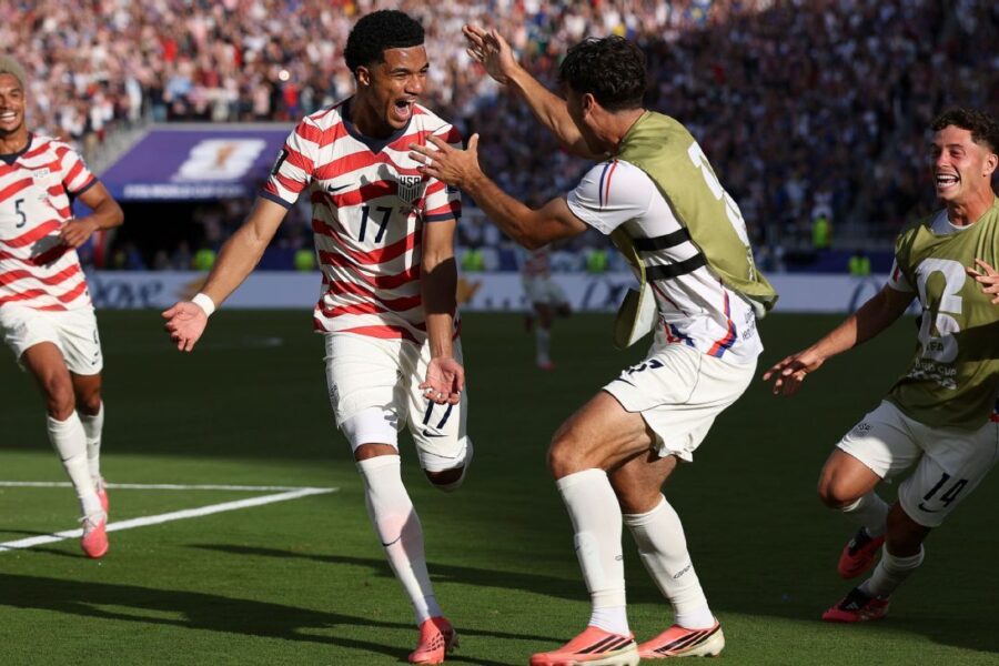 USMNT beats Bosnia for 1st WC KO win since '02