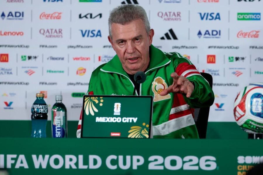 Aguirre ignores Mexico's Azteca altitude advantage...