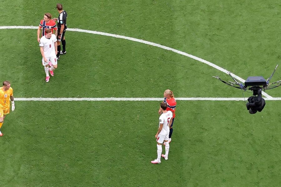 World Cup Daily Live: Spidercam debate rumbles on ...