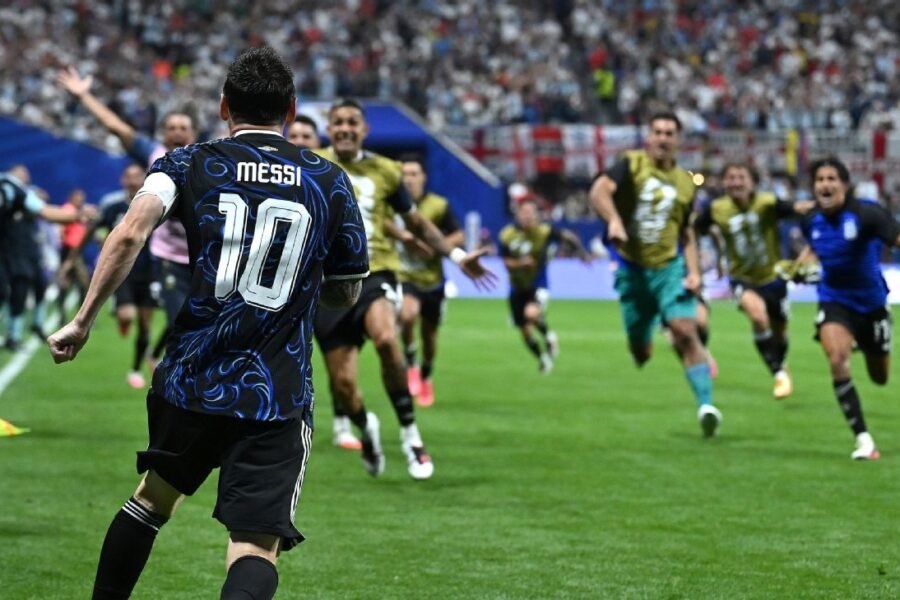 Messi's World Cup farewell with Argentina comes fu...