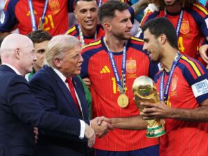 Sources: UEFA weighs WC boycott over FIFA plan
