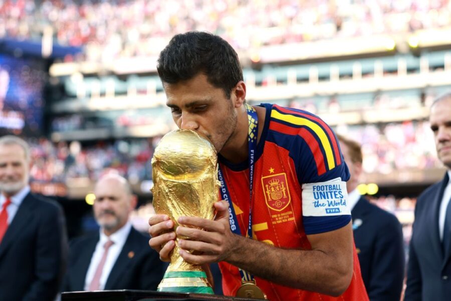 Sources: Real Madrid still interested in Rodri