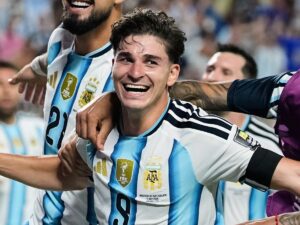 Alvarez scores extra-time stunner as Argentina set up blockbuster semi vs England