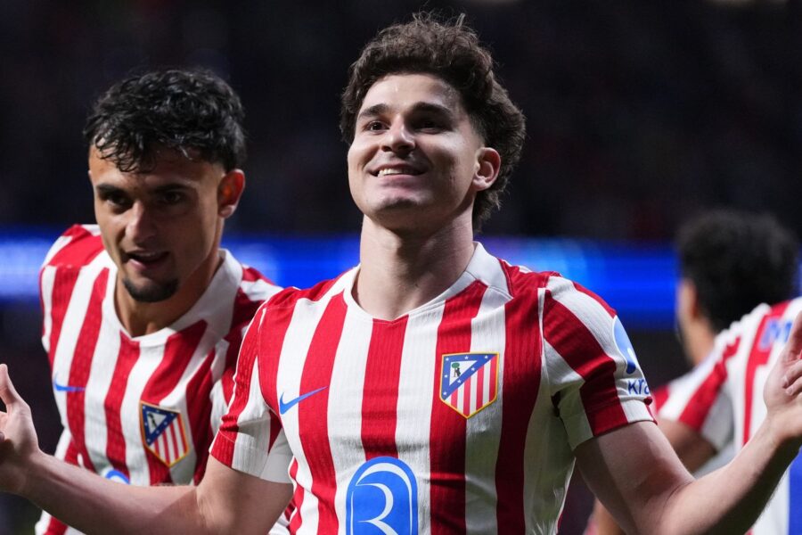 Barca won't give up on Arsenal target Alvarez