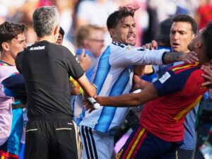 ‘Nothing to blame them for’ – Argentina papers defend team after dismal final