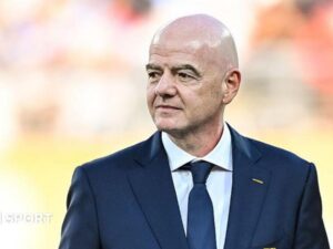 Uefa says boycott may still go ahead as FA withdraws Infantino support