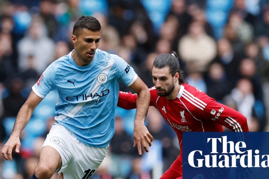 Barcelona step up Rodri interest after Real Madrid talks with Manchester City star stall