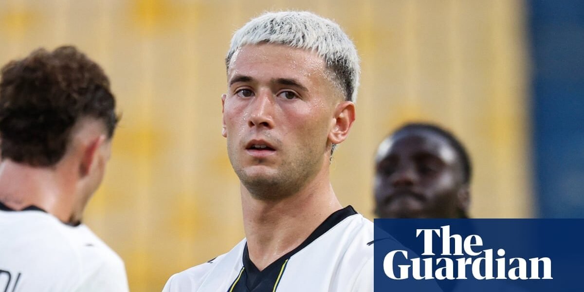‘A huge honour’: Socceroos World Cup star Alessandro Circati seals move to Benfica
