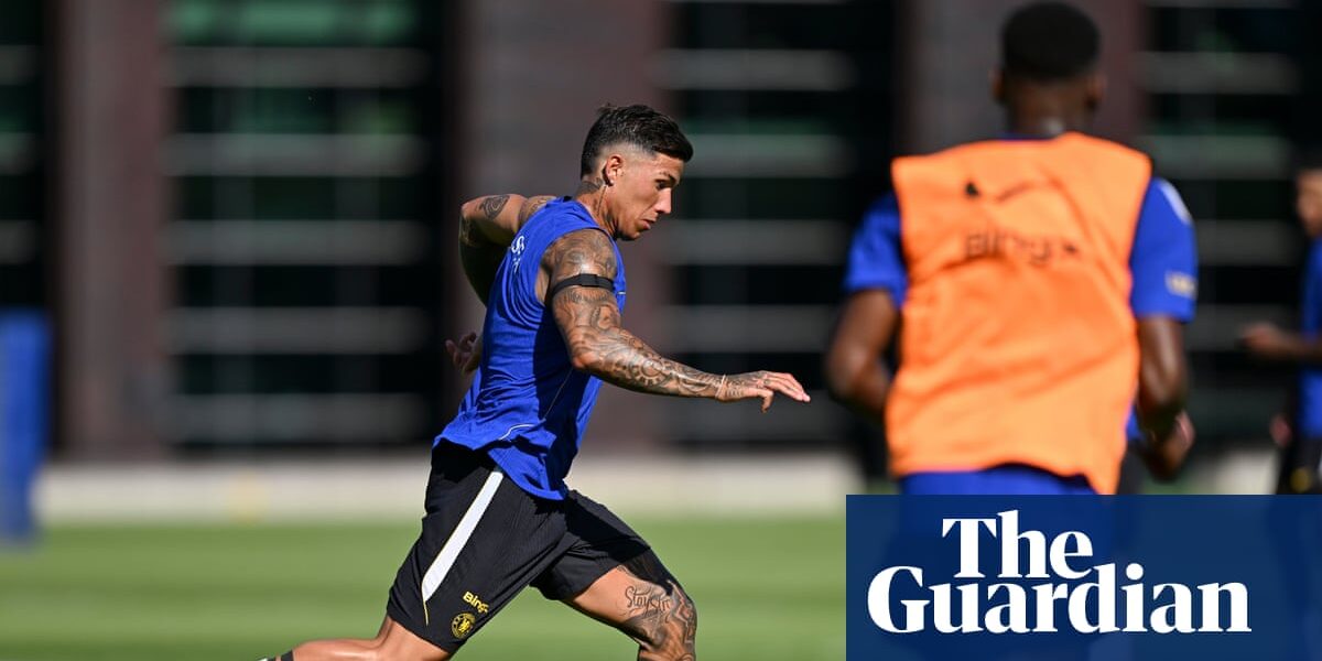 Chelsea set Friday deadline for Fernández suitors as City reject new £51m Barça bid for Rodri