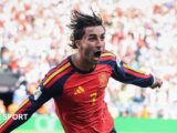 Torres misses Barcelona training to finalise PSG move