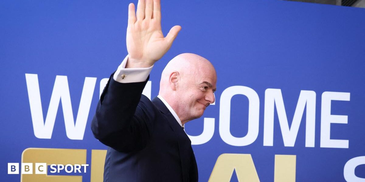Infantino on the brink? Who might replace him if he goes?