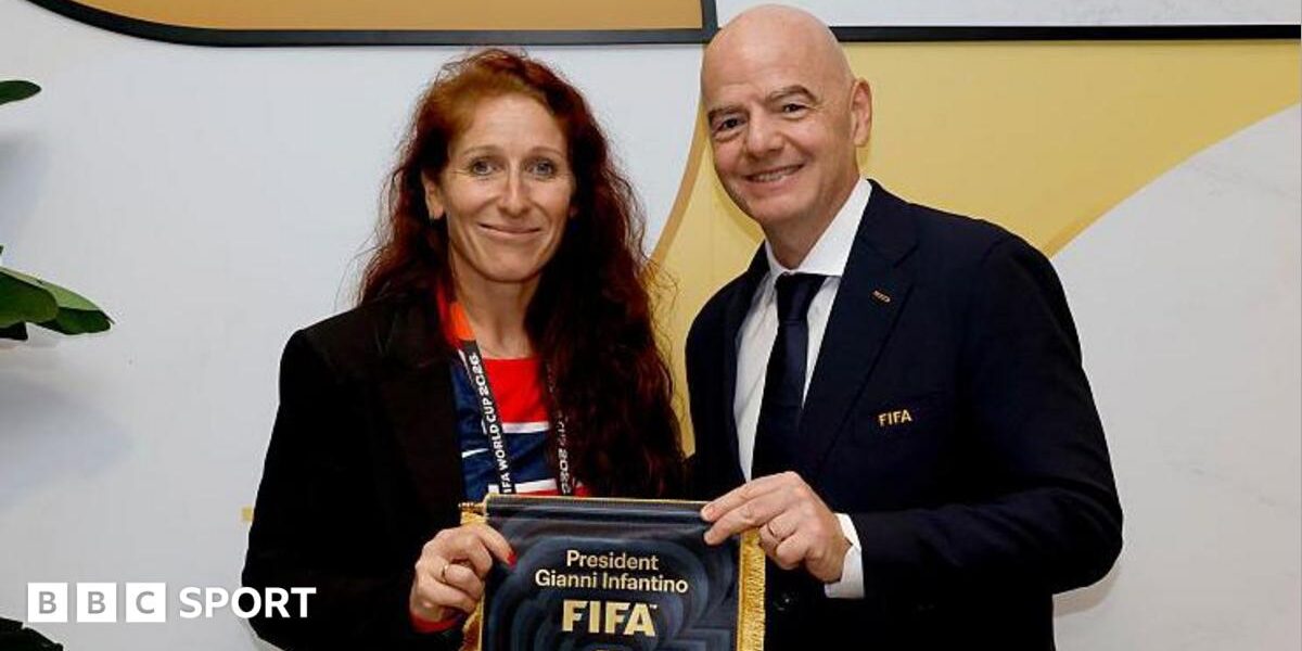 Norway call for Infantino to resign as Mexico and Conmebol chief back president