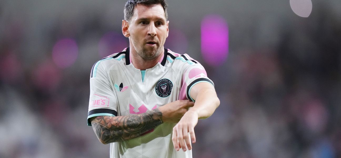 Messi returns after WC but Miami held to draw