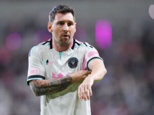 Messi returns after WC but Miami held to draw