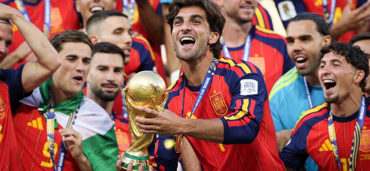 PSG sign World Cup hero Ferran Torres from Barça