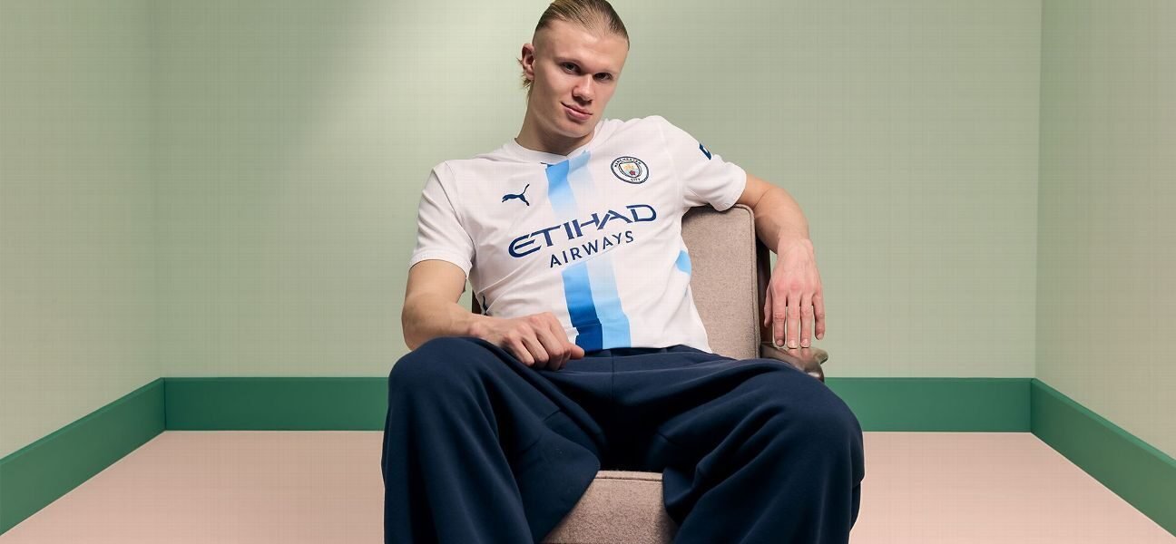 🤖Man City, Puma reveal AI-designed third kit