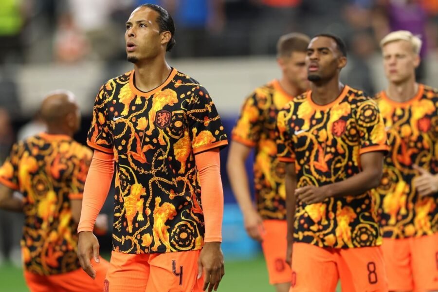 Van Dijk: 'Utter nonsense' I altered Netherlands tactics in WC exit
