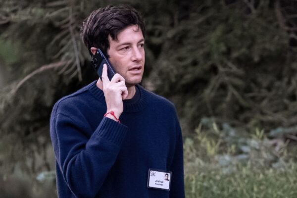Kushner says he regrets role in WC sell-off plan