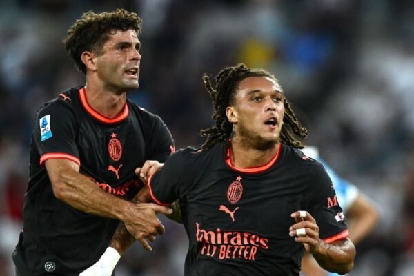 Pulisic gets assist for Milan in 1st game since U.S. World Cup exit