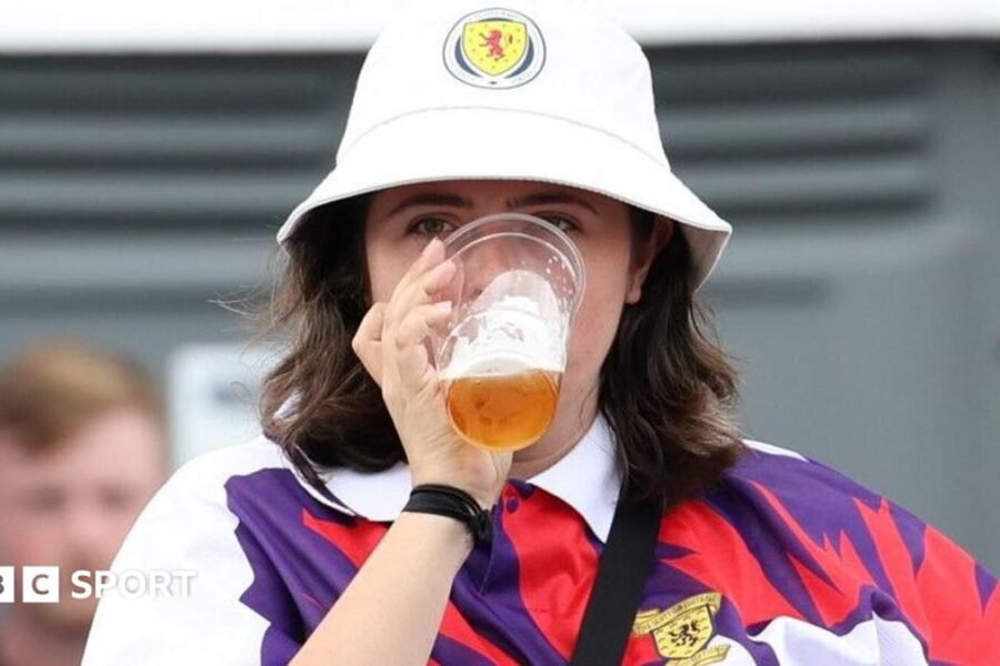 Alcohol allowed at seats for Scotland's World Cup play-off