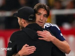 Bowie seizing Scotland shot after World Cup disappointment