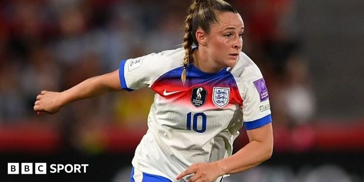 Toone comes into England squad as Bronze withdraws