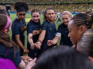 What can the USWNT learn from World Cup champions Spain?