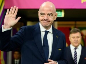 Infantino courts AFC in FIFA reelection campaign bid